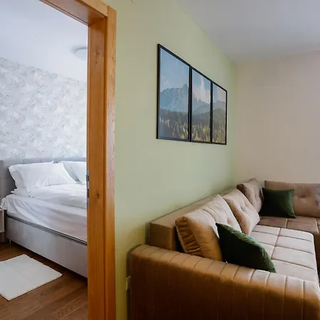 Aria Apartman